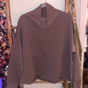 Purple Danskin mock neck sweatshirt size medium